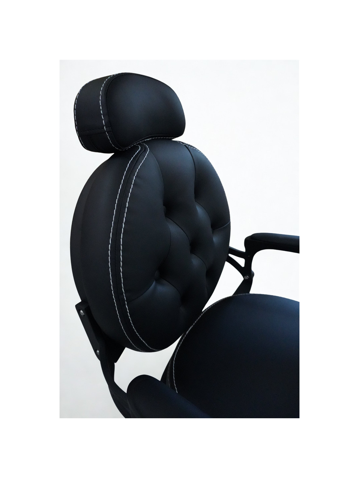 ASAKI IMPERIAL BLACK Barber Chair