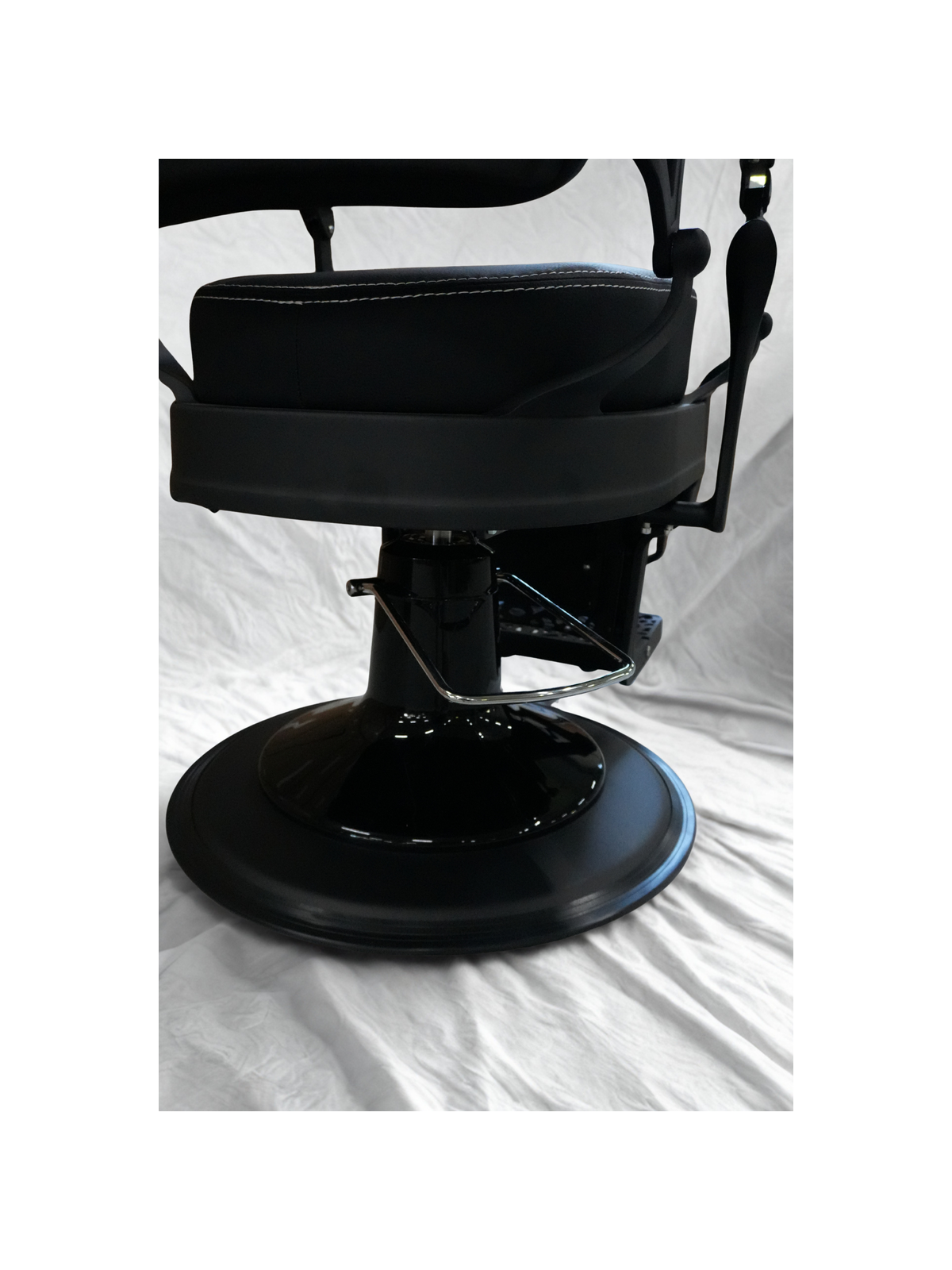 ASAKI MONACO VINTAGE BLACK Barber Chair
