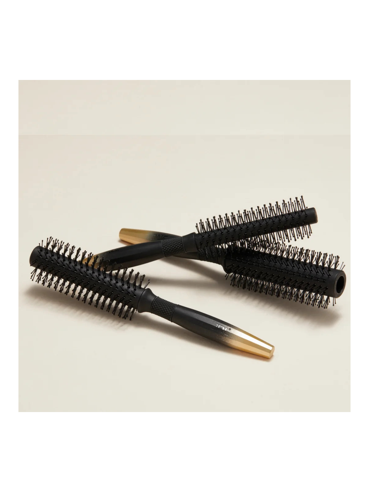 JRL BR04 – Professional Barber Round Brush